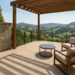 Progettare un patio panoramico: i dettagli che esaltano la vista senza rinunciare alla privacy